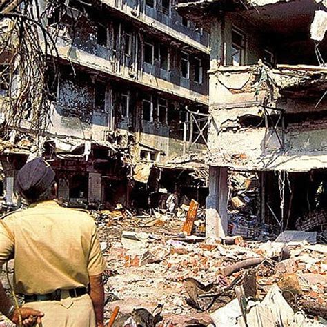 pk bombay|1993: The Pakistan Army's first attack on Bombay .